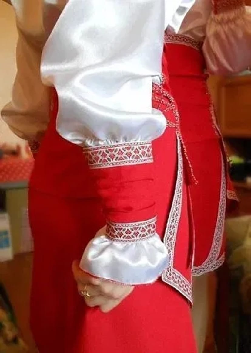 Костюми для дружок (червоні)