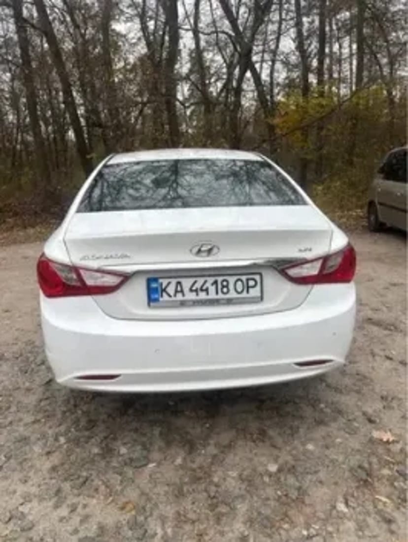 Авто під таксі та особисті цілі хюндай соната 2.0 газ автомат