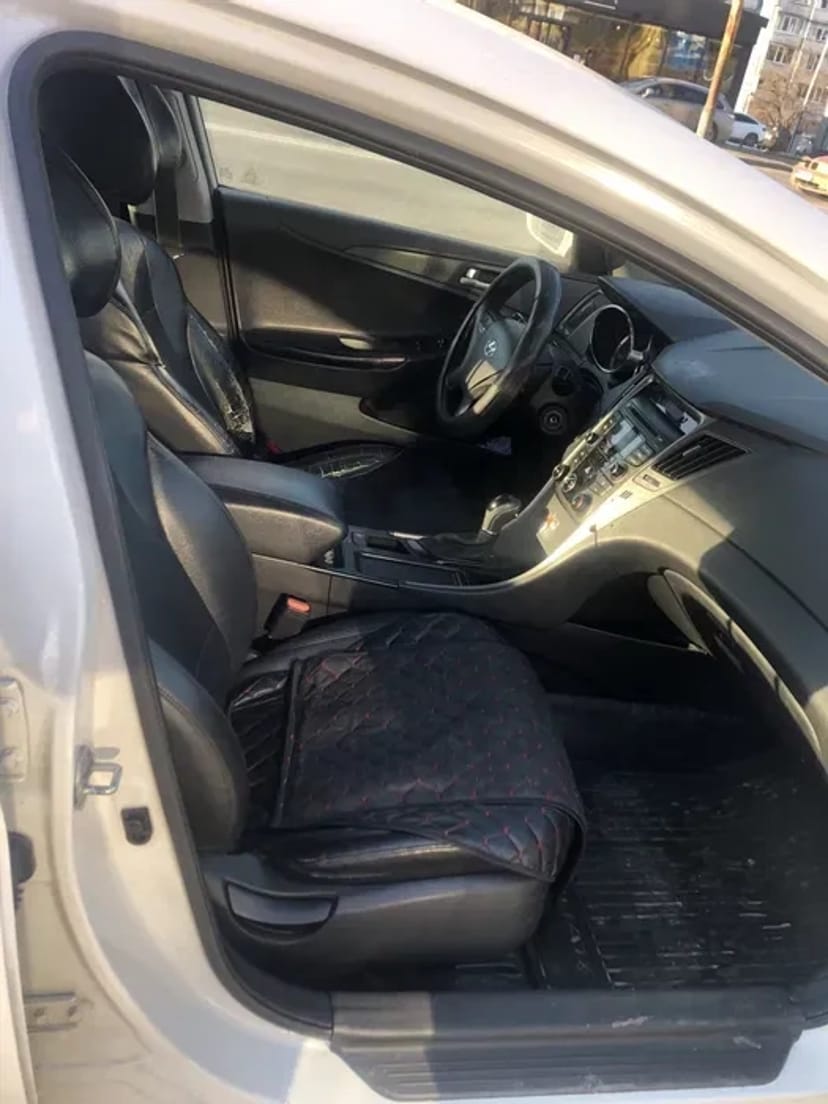 Авто під таксі та особисті цілі хюндай соната 2.0 газ автомат