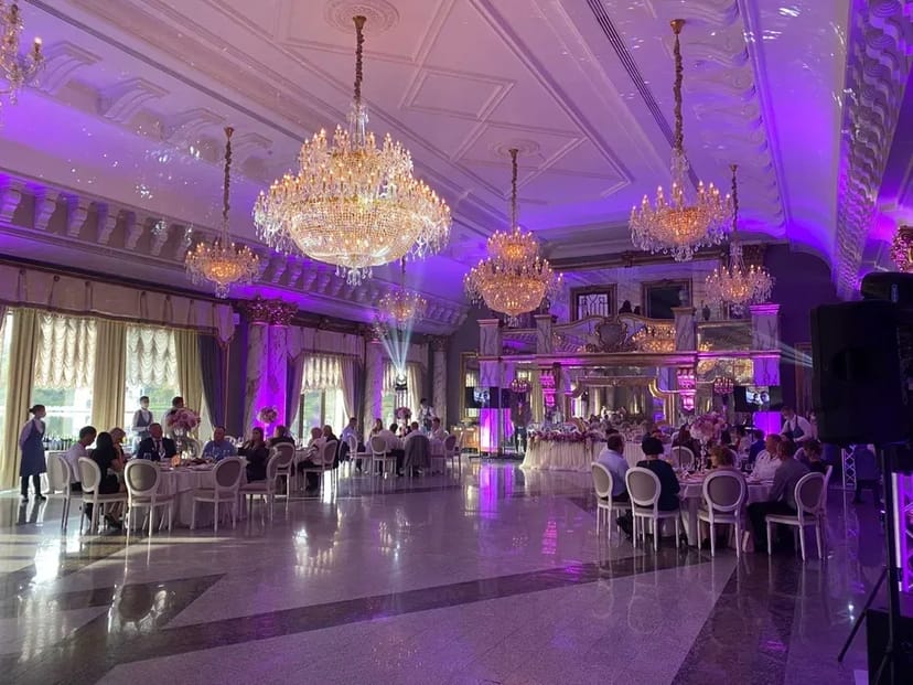 Освітлення Залу , Підсвітка