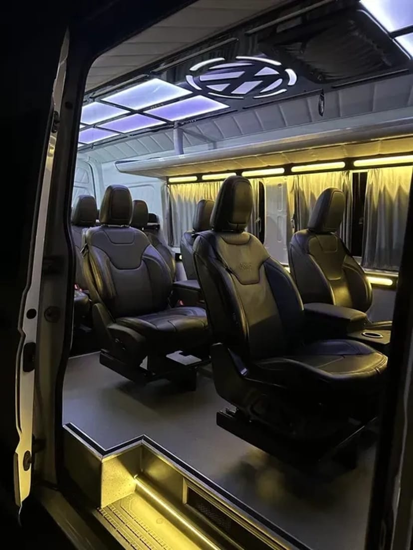 Пасажирські перевезення Німеччина Швейцарія Австрія Бельгія Польща - 250€