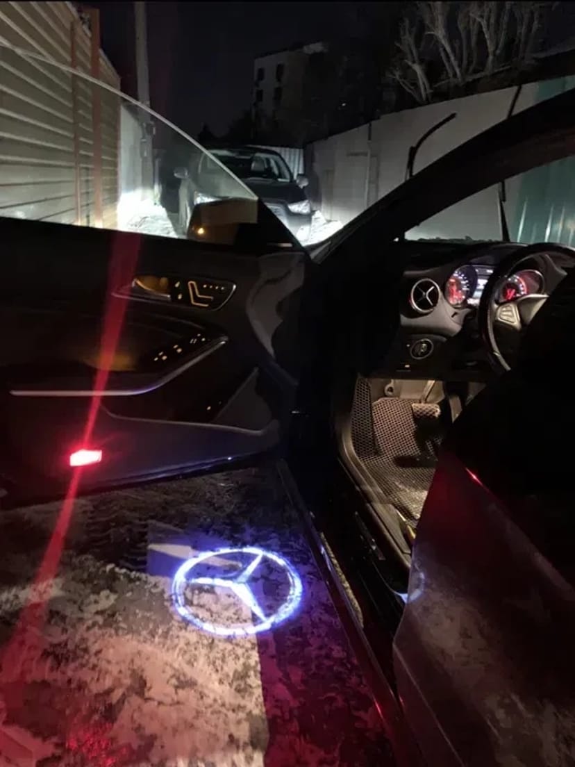 Авто 600 грн Mercedes CLA AMG з водієм