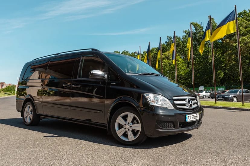 Mercedes VIP Viano Extralong в Харкові та обл.