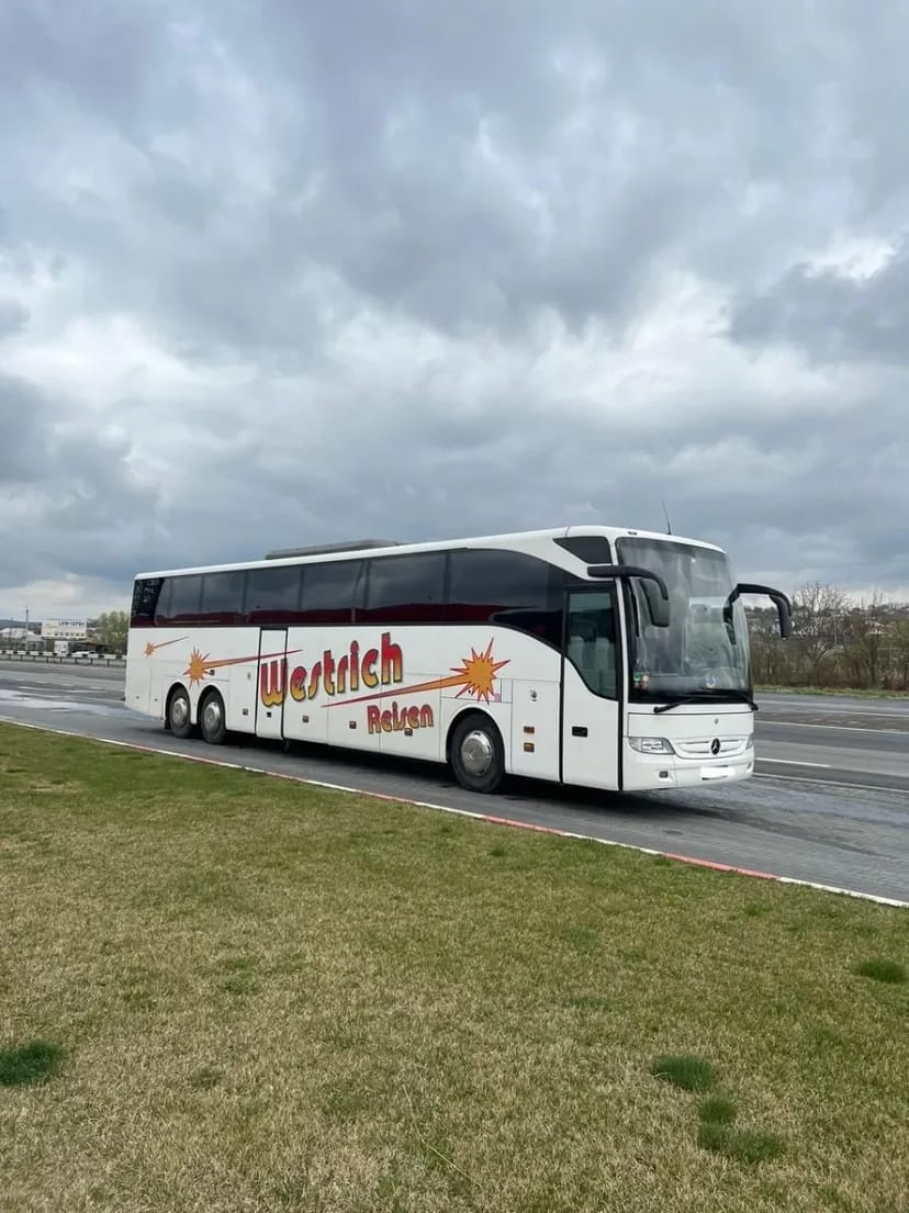 Автобус Mercedes-Benz Tourismo