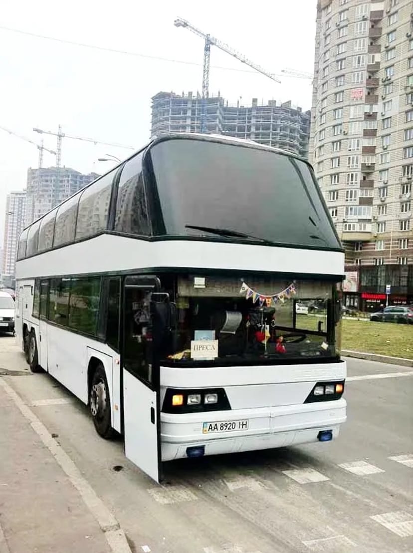 335 Автобус на весілля Neoplan 70 місц