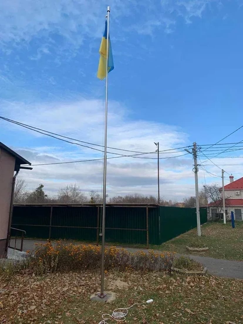 Виготовлення флагштоків з нержавіючої сталі різних типів та розмірів