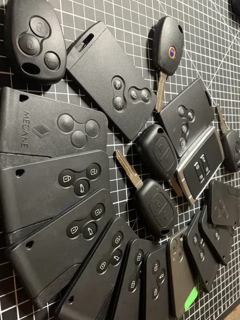 Виготовлення авто ключів, чипи, нарізка леза, аварійне відкриття