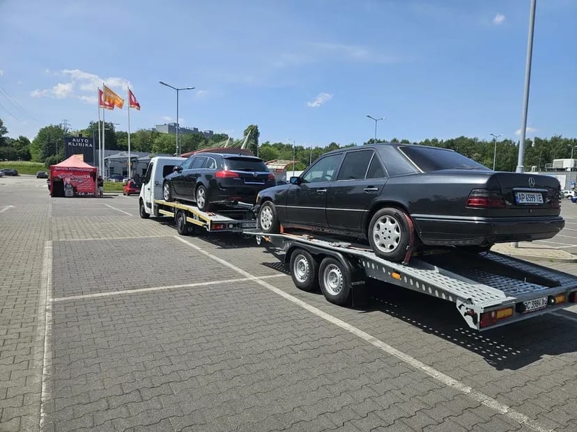 Евакуатор Україна