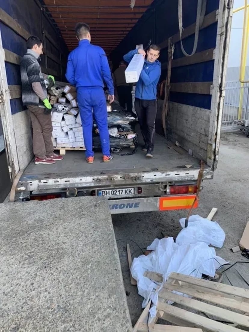 Вивезення сміття, демонтаж, вантажники, прибирання територій