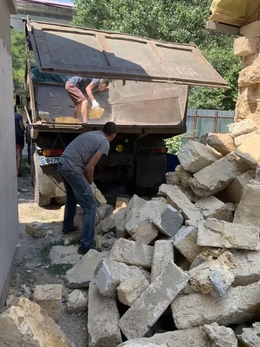 Вивезення сміття, демонтаж, вантажники, прибирання територій