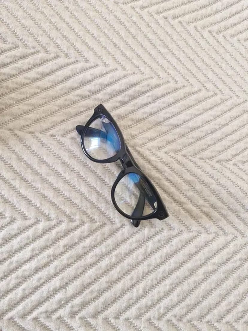 Візьми Ray-Ban Meta. Твій контент