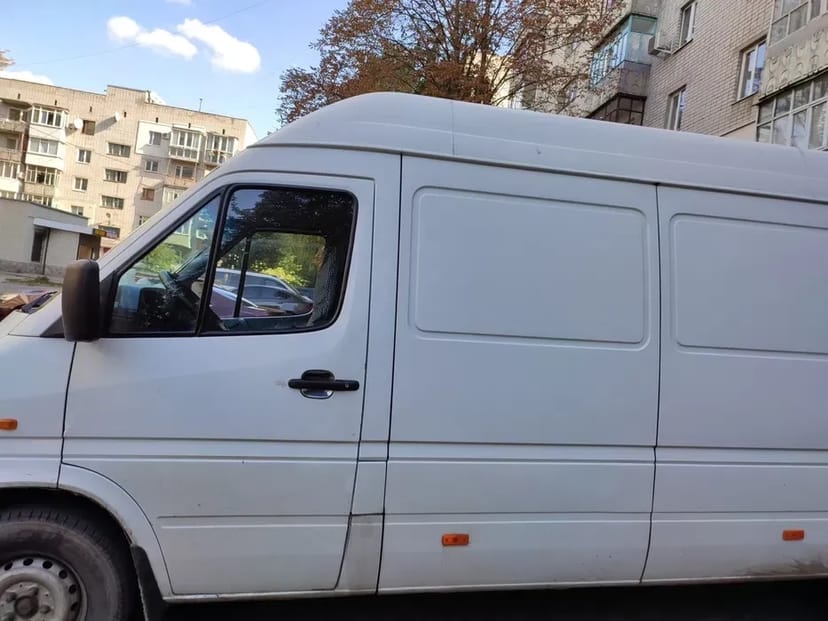 Швидкі Вантажоперевезення Спринтер Максі (4.3 м): Перевеземо Ваш Вантаж Надійно та Вчасно!