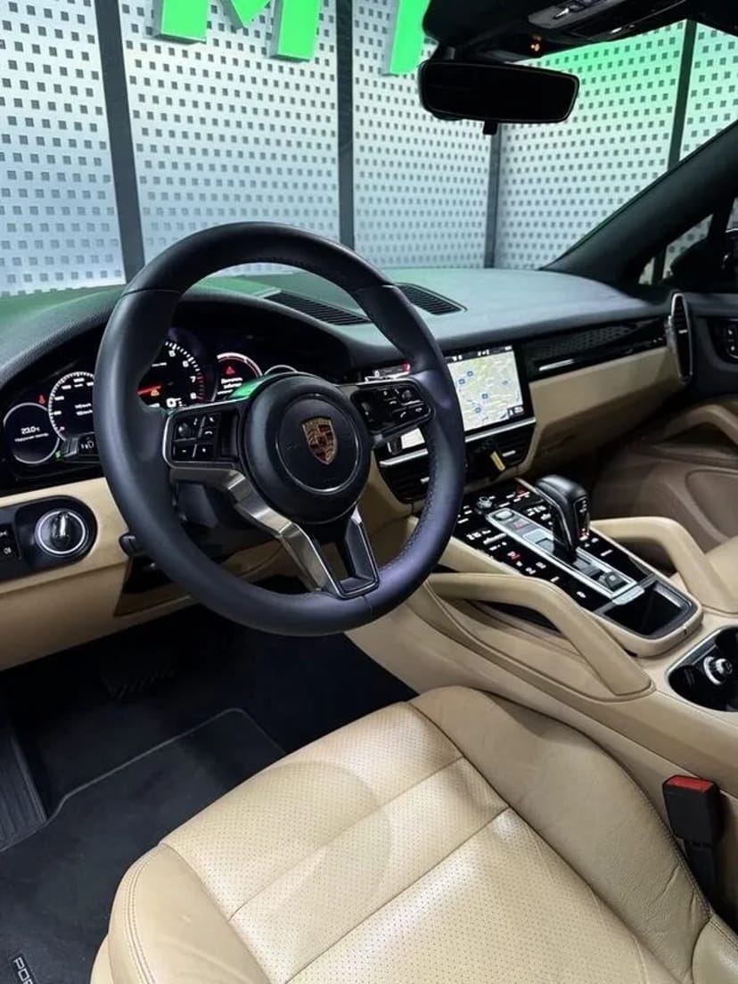 436 Porsche Cayenne NEW без водія