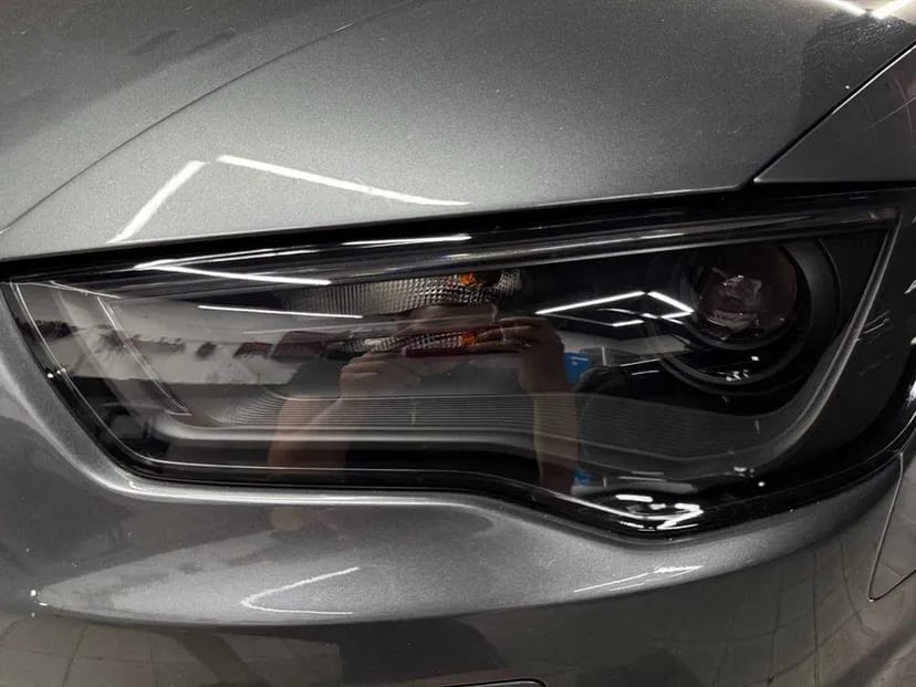 Ремонт фар, перепакування фар після потопу