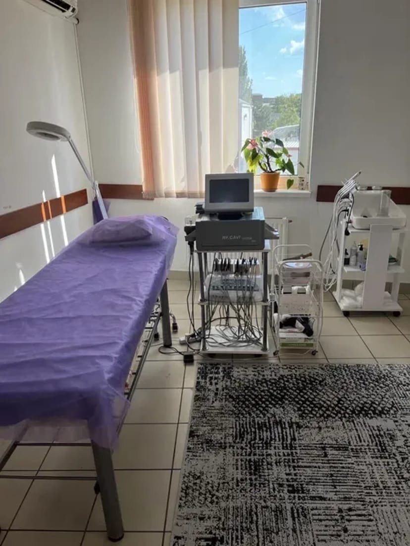 Масаж косметологія ліфтинг кавітація