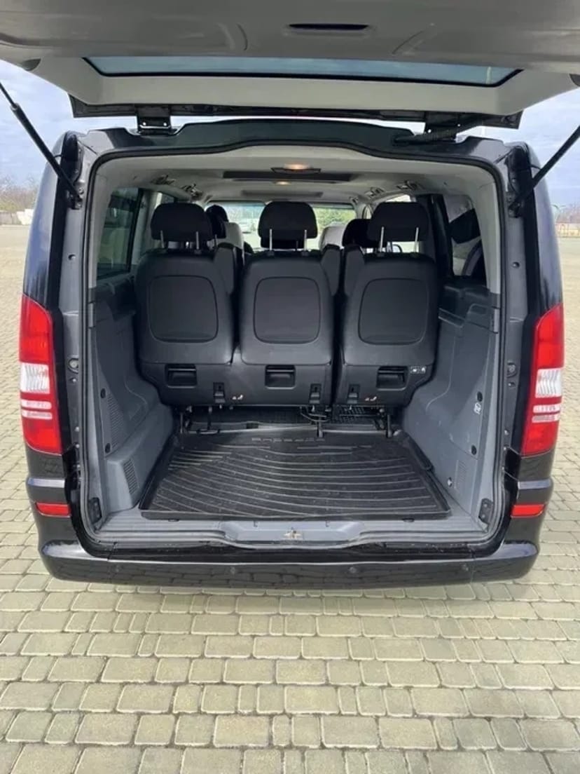 Пропонуємо трансфер таксі на автомобілях Mercedes Vito