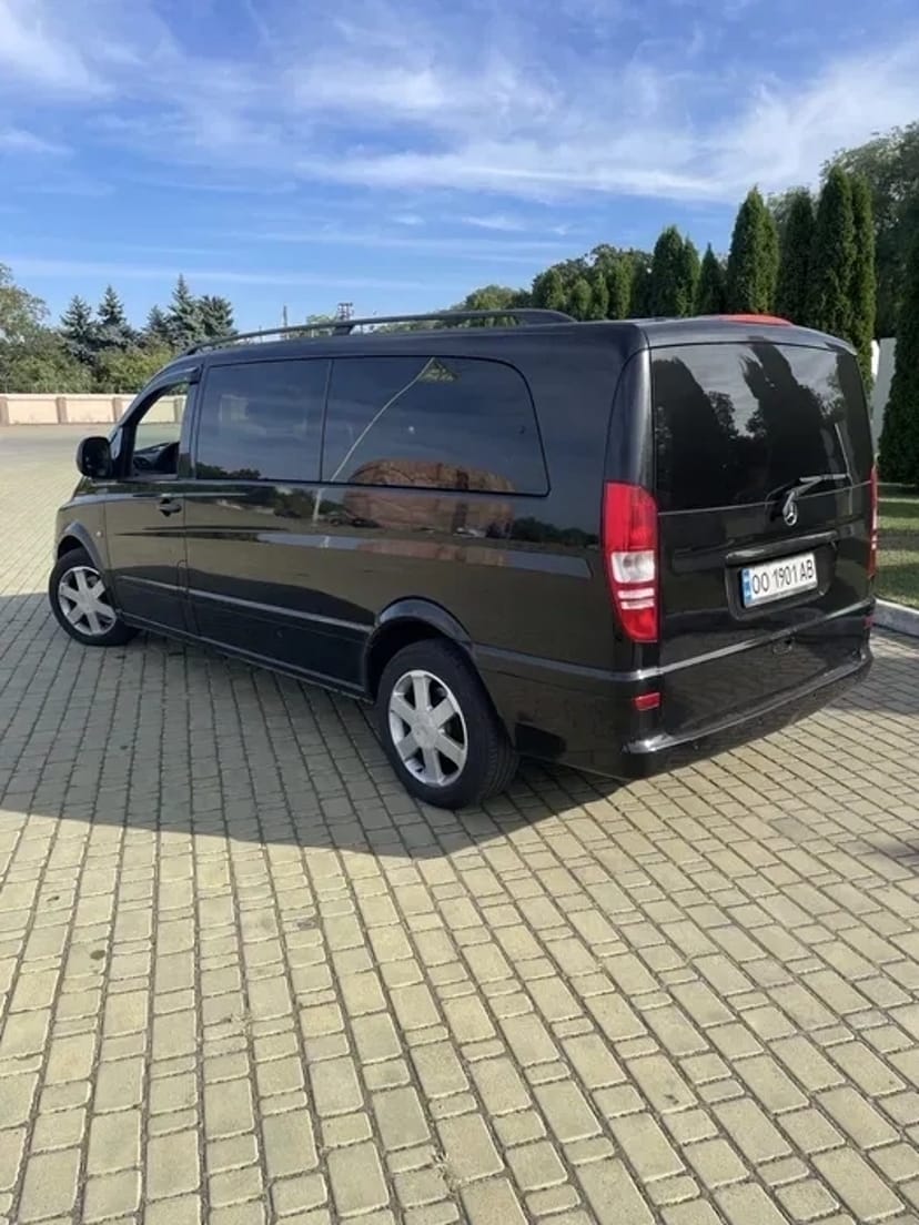 Пропонуємо трансфер таксі на автомобілях Mercedes Vito