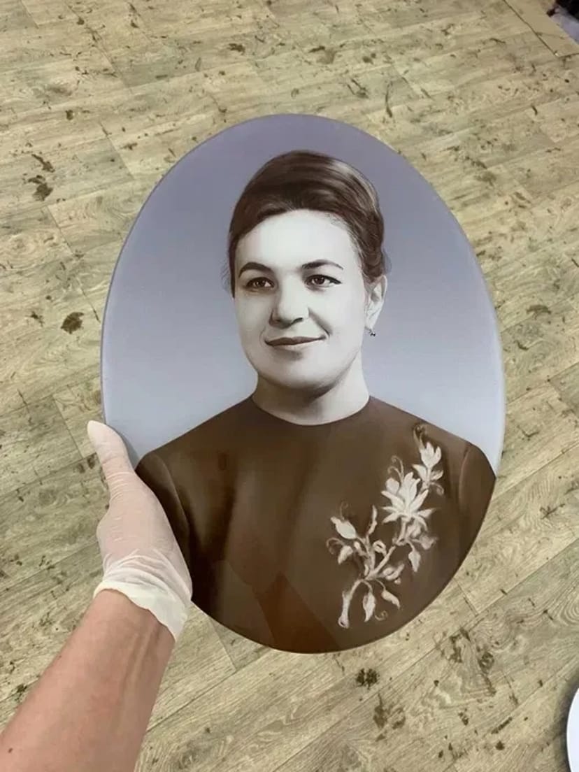 Виготовлення табличок та фотоскла