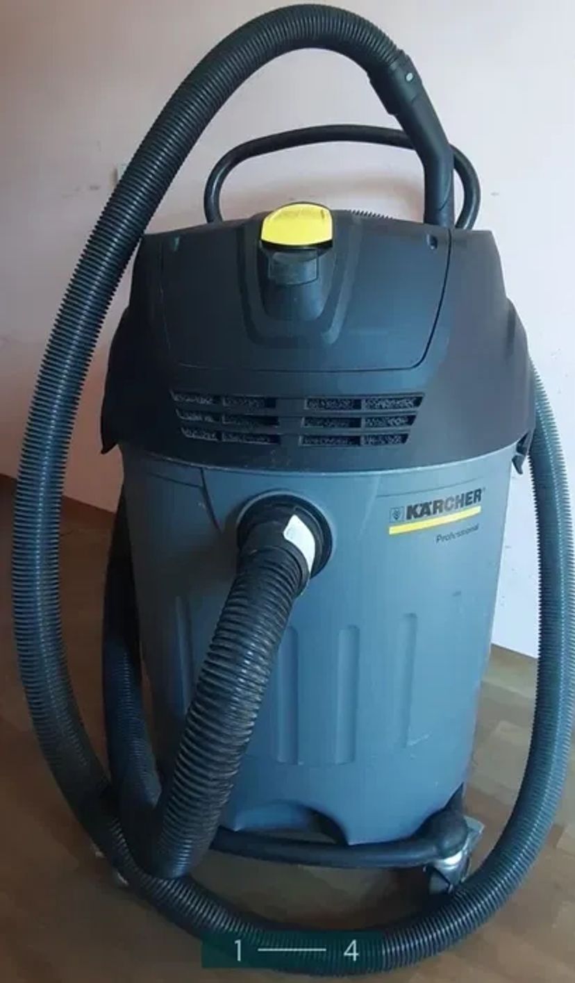 Професійний миючий пилосос karcher для хімчистки