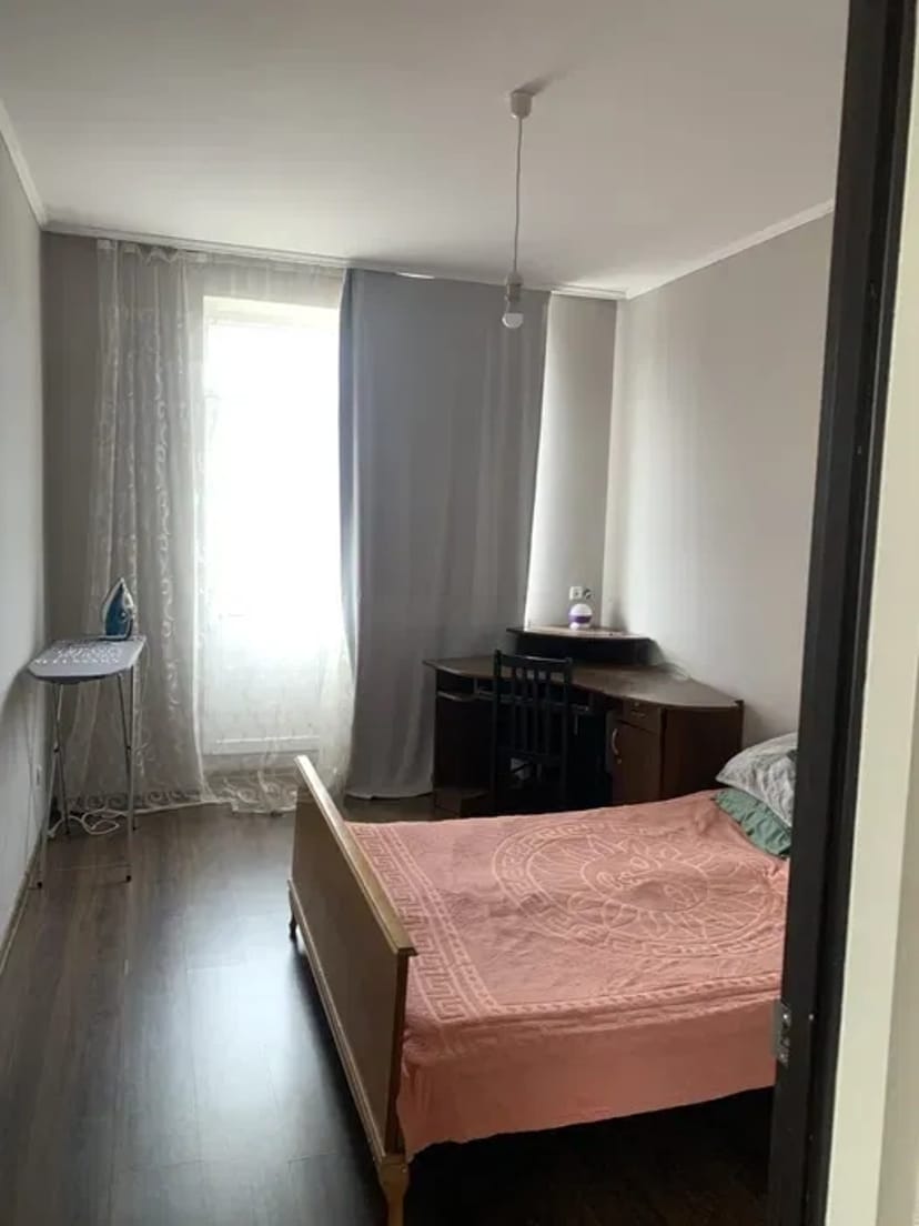 Кімнати в центрі міста м.Виноградів