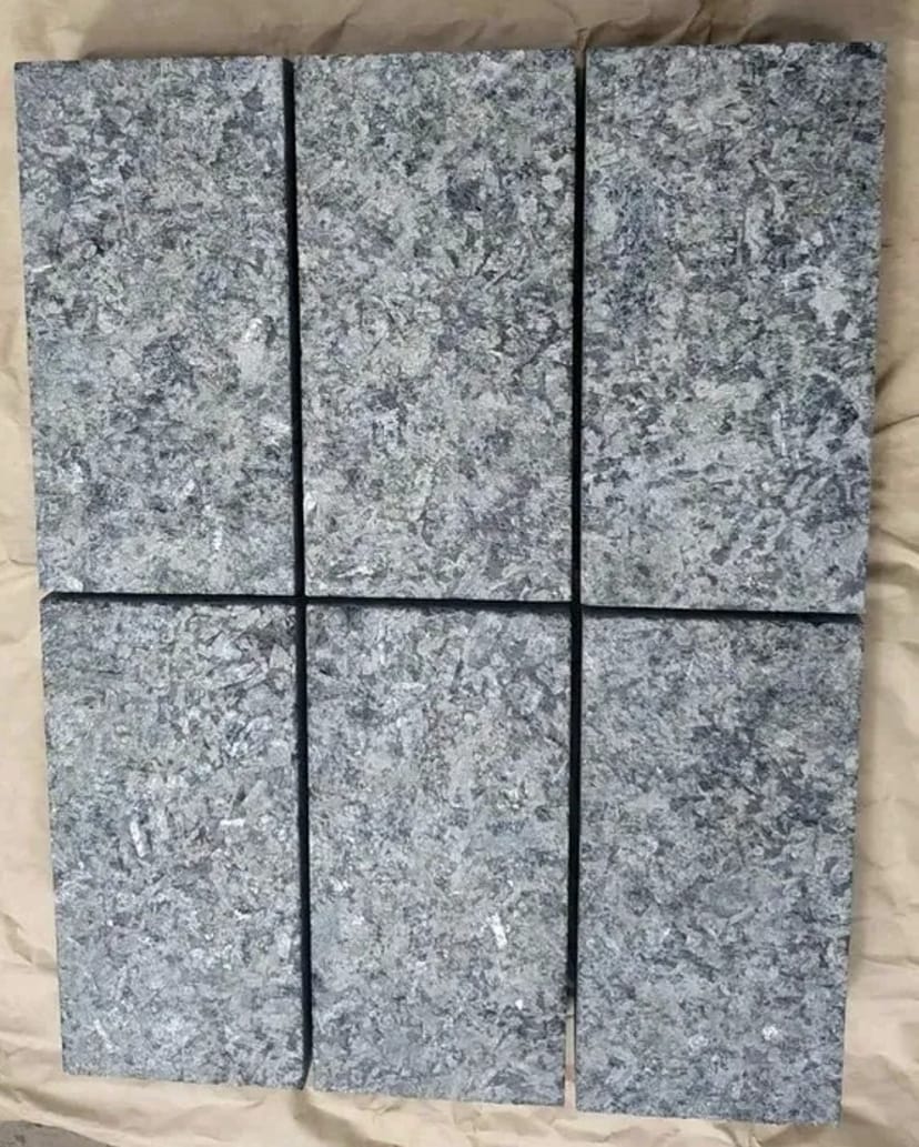 Виготовлення гранітної бруківки та гранітної плитки високої якості
