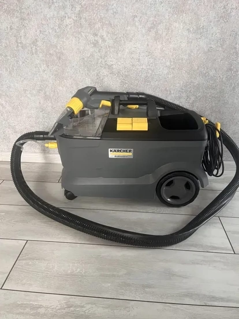 Миючий пилосос KARCHER Puzzi 10/1