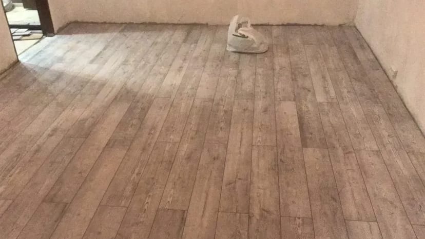 Укладка ламината, сварка, гипсокартон, плитка все строительные работы