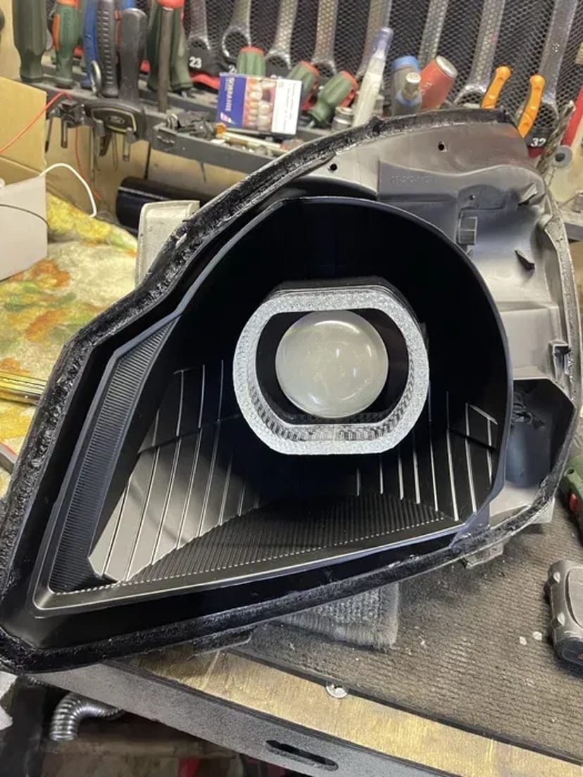 Автосвітло/Магнітоли/камери/парктроники/