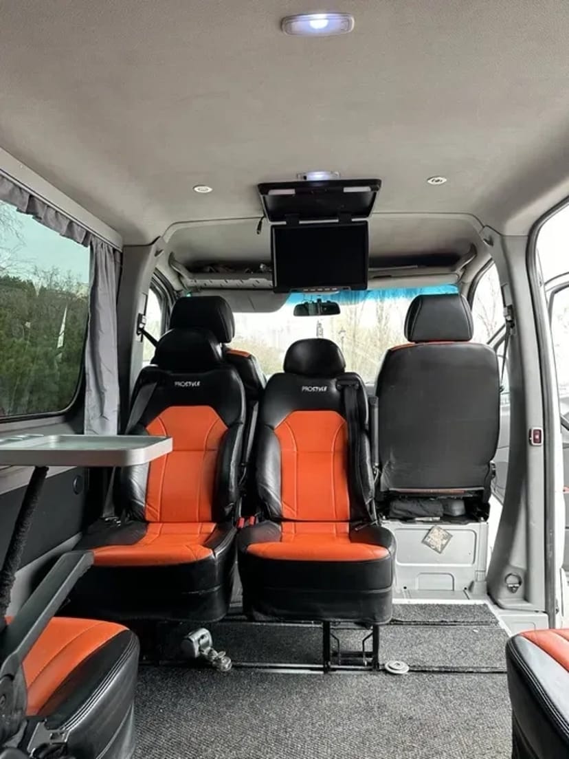 Трансфер Запоріжжя-Дніпро-Одесса-Кишинів