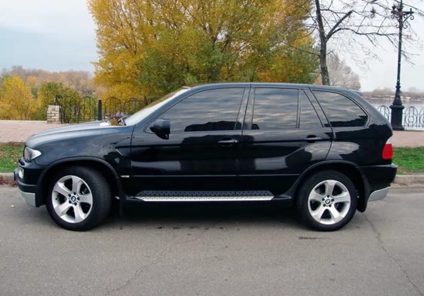 252 Позашляховик на весілля BMW X5 з водієм