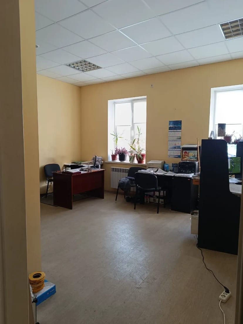 Офісно-складське приміщення 315 м2 на Лівобережній