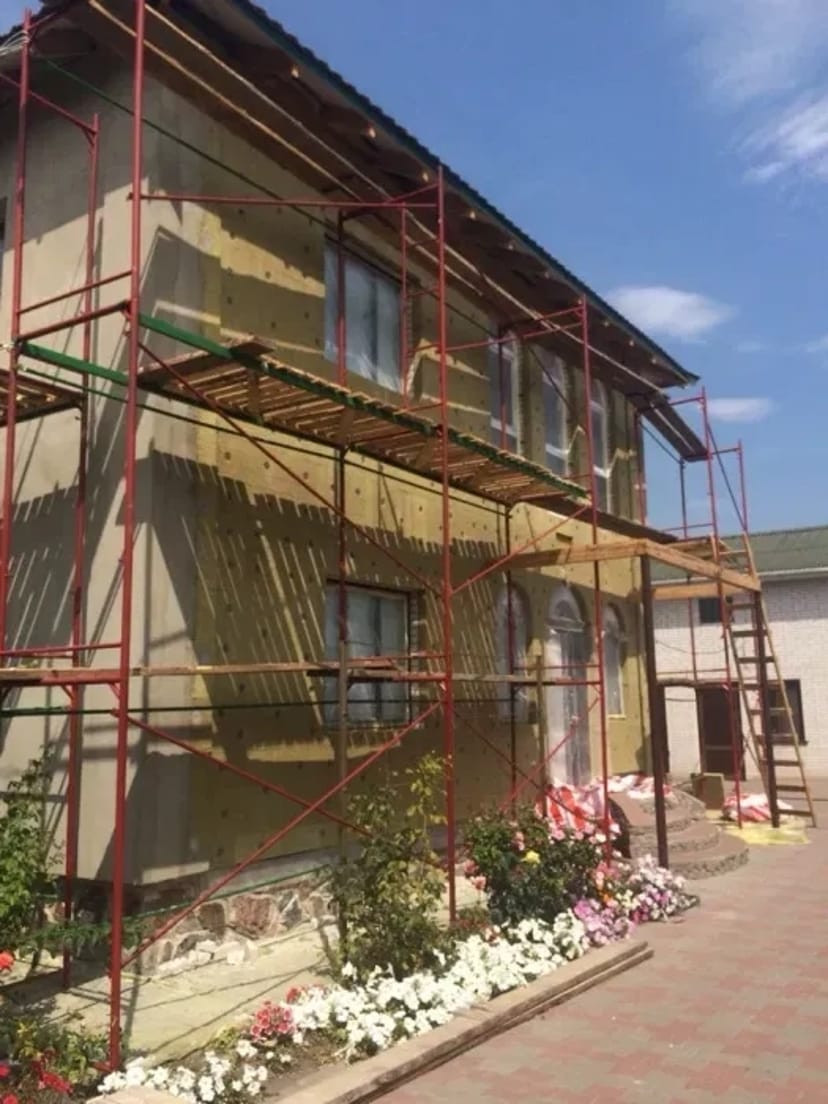 Будівельні ліси та тури