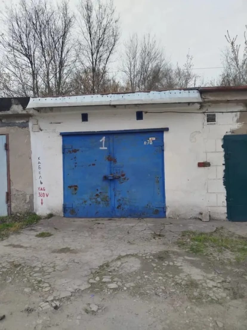 Цегляний гараж, зручний доїзд, охорона