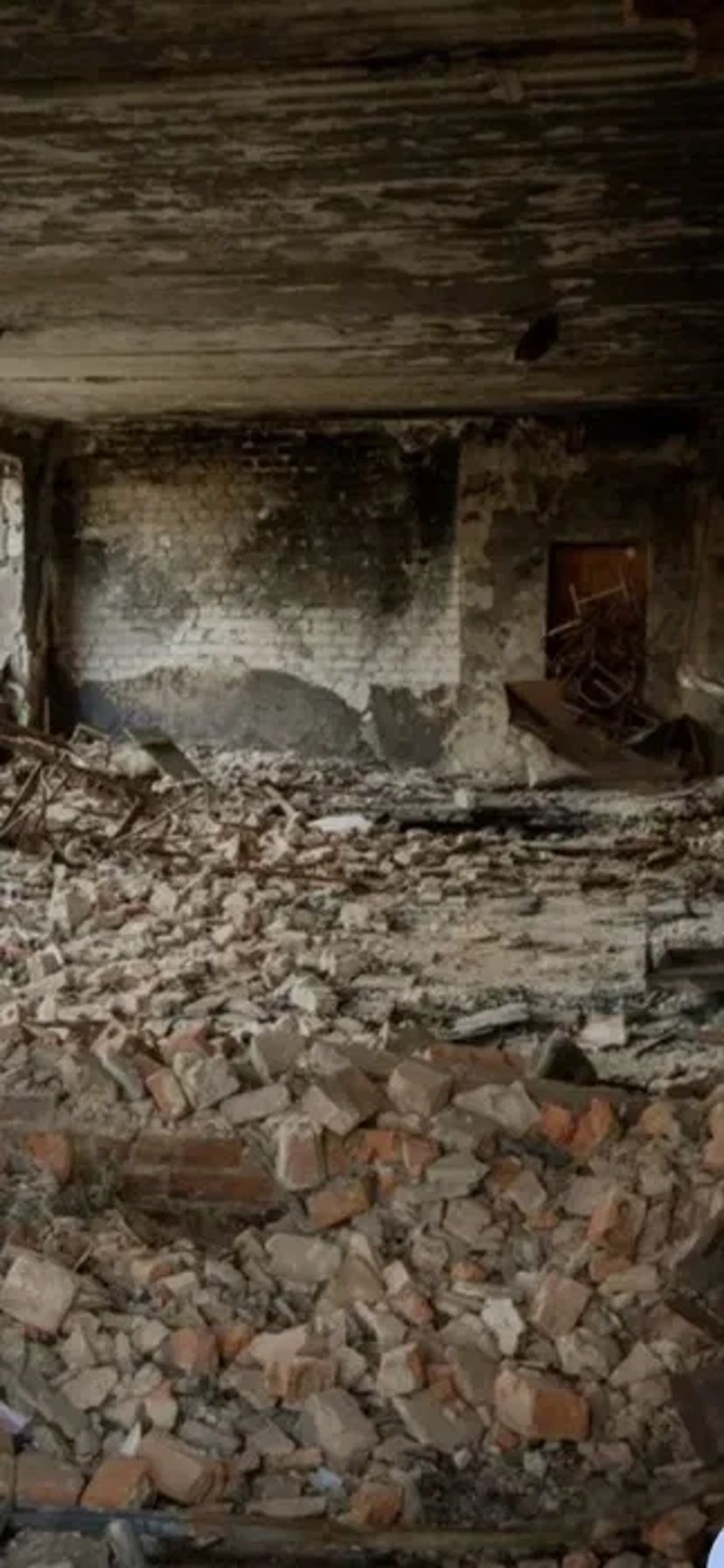 Вывоз мусора, разного хлама, демонтаж зданий