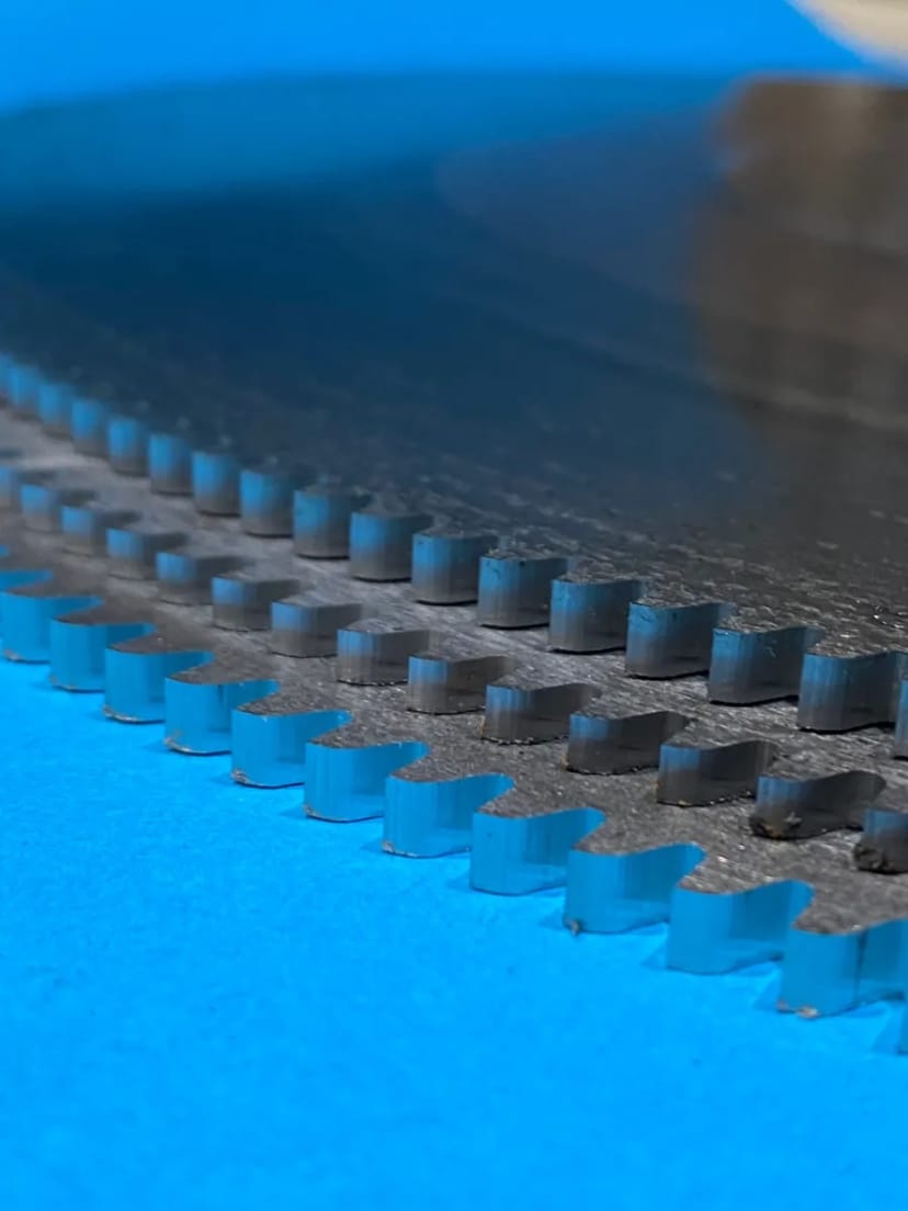 Заточка HSS пил для порізки металу. Нарізка нових зубів.