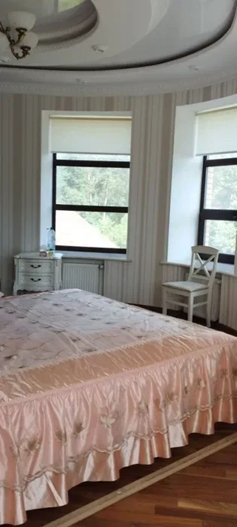 Поклейка шпалер від 80 грн кв. м. , малярні роботи