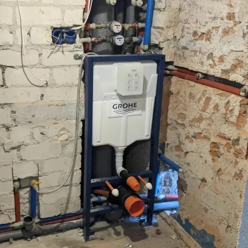 Сантехник! Услуги сантехника! Сантехнические работы! Ремонт труб!