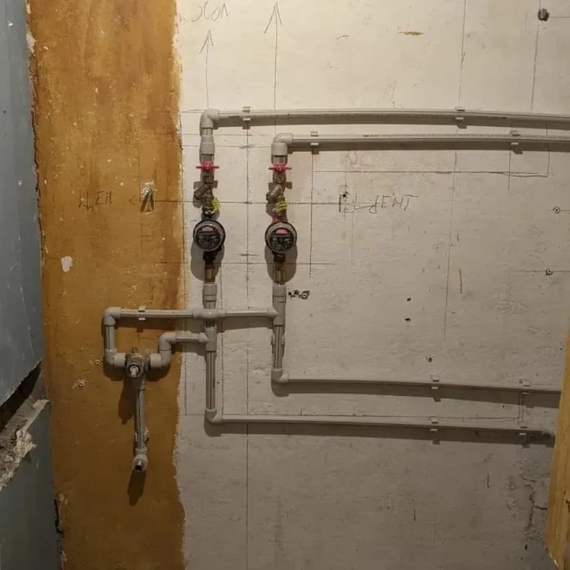 Сантехник! Услуги сантехника! Сантехнические работы! Ремонт труб!