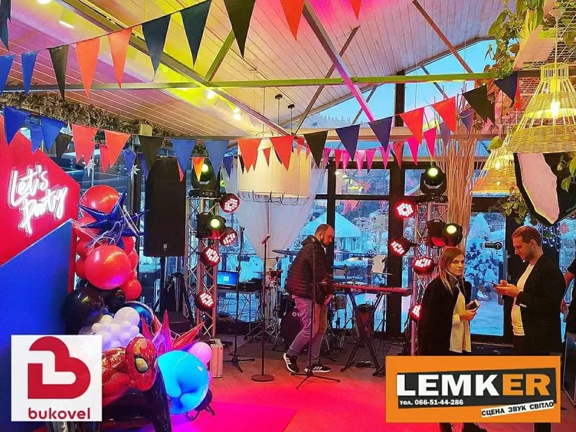 Звук, світло, сцени, Буковель подіуми, лед екран