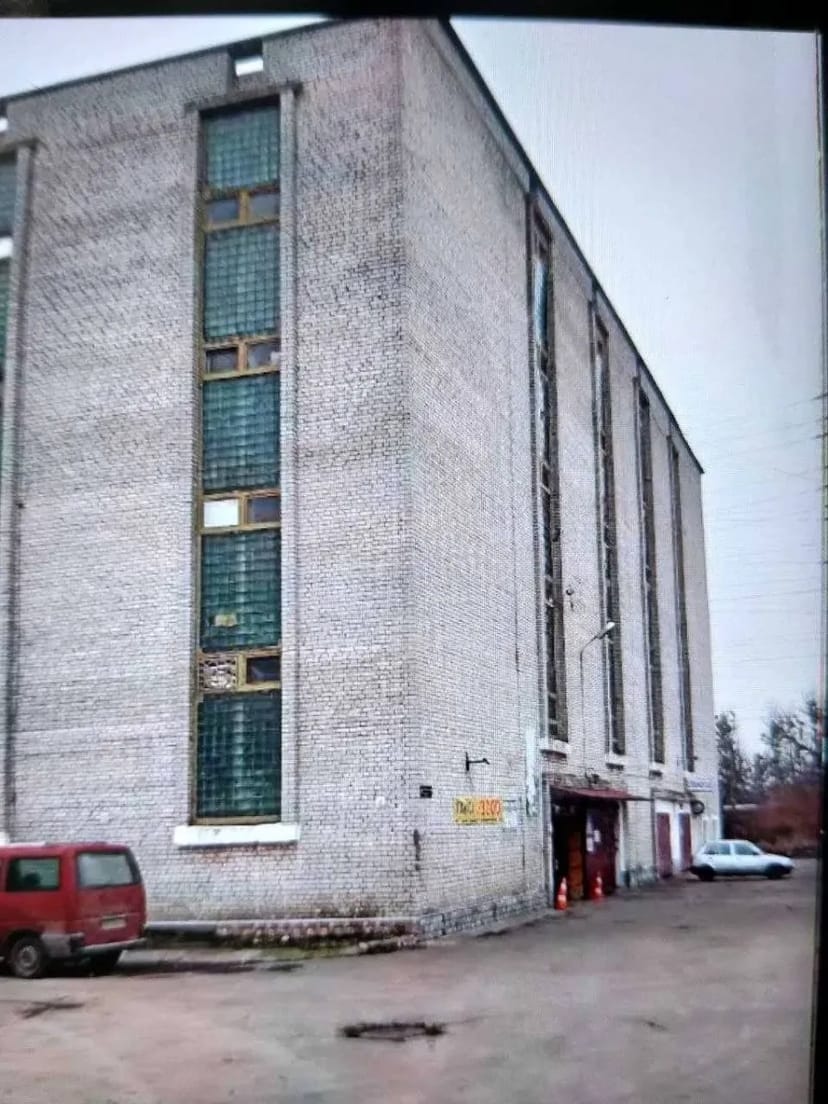 Гараж для зберігання та стоянки авто