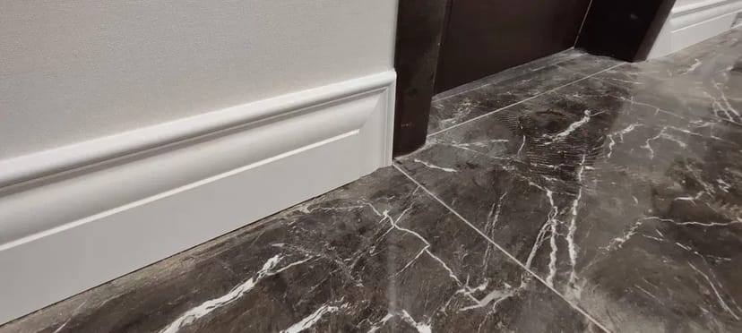 Професійна укладка ламінату — якісно, акуратно та з гарантією на результат від 120 грн/м²