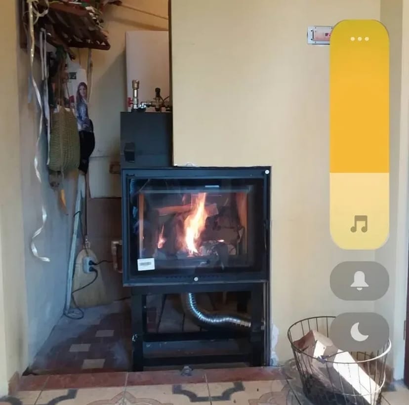 Монтаж камінів з водяним контуром