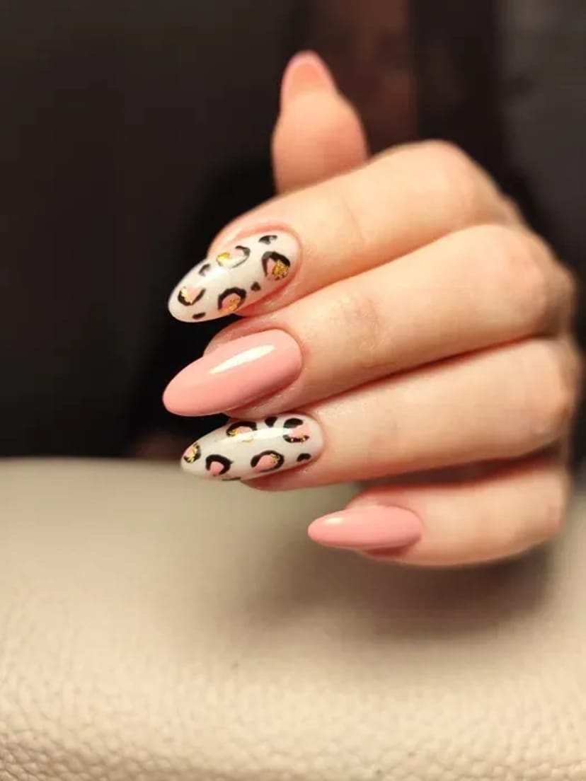 Манікюр/педикюр/парафінотерапія