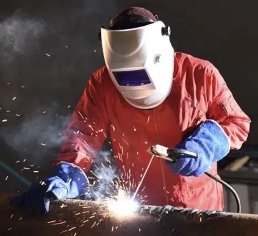 Зварювальні роботи. Виізд до Вас на локацію. Швидко підварити.