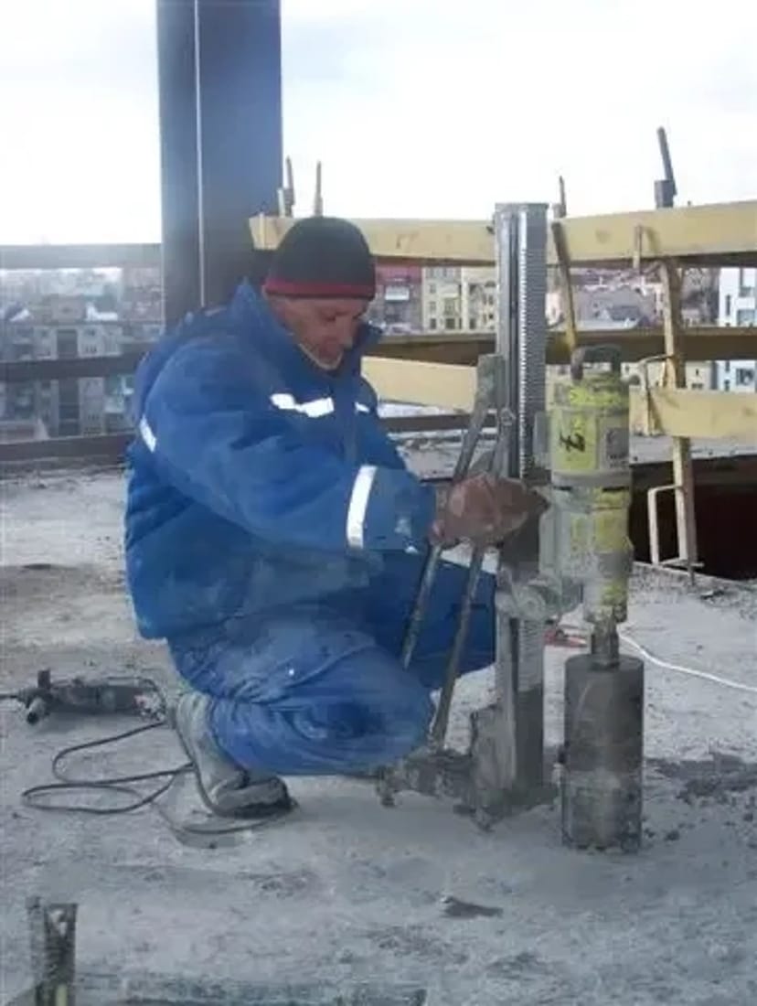 Алмазне свердління отворів Київ