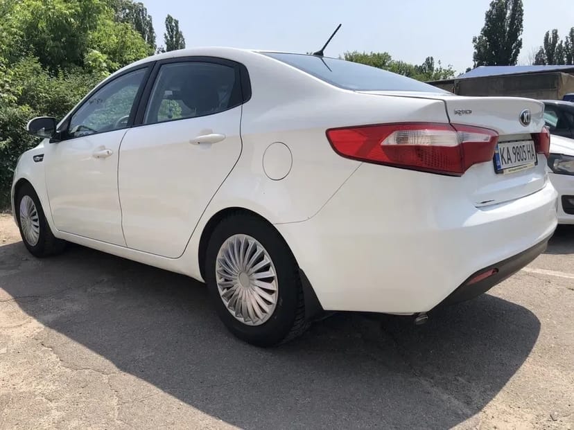  Авто Kia rio sedan для власних потреб/роботи в таксі