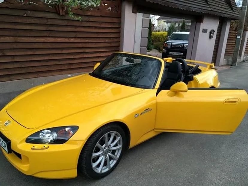 140 Honda S2000 жовтий кабріолет з водієм на зйомки весілля