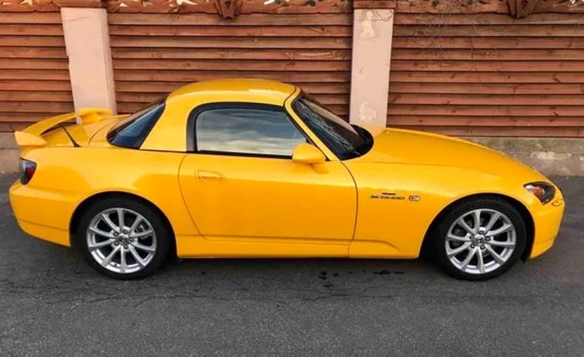 140 Honda S2000 жовтий кабріолет з водієм на зйомки весілля