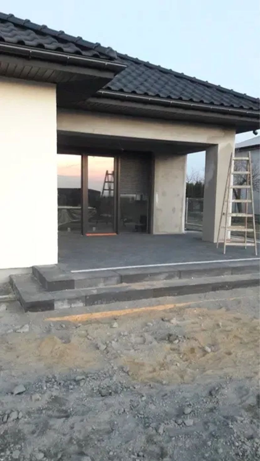 Професійна укладка гранітноії бруківки. Всі види оздоблення гранітом