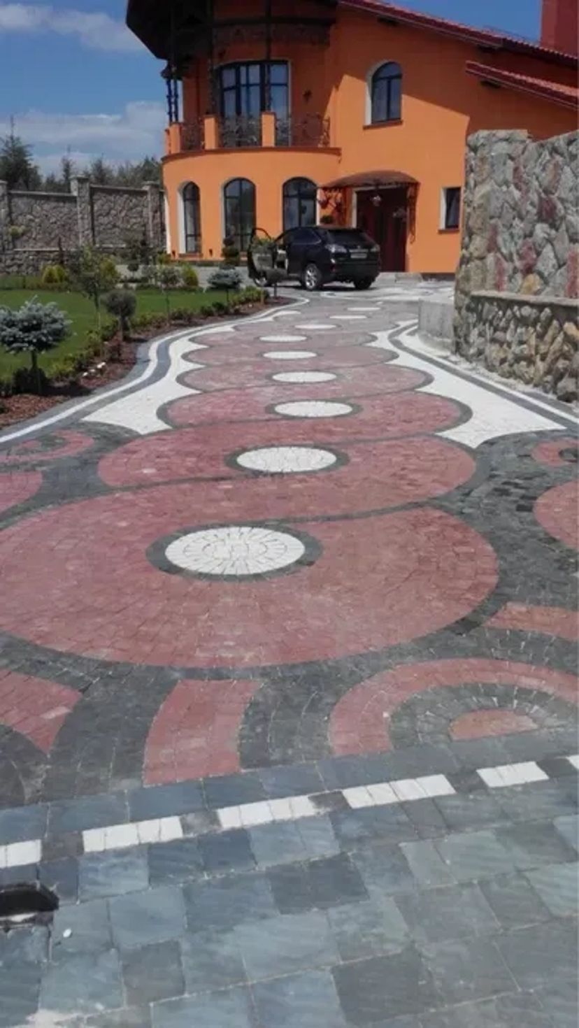 Професійна укладка гранітноії бруківки. Всі види оздоблення гранітом